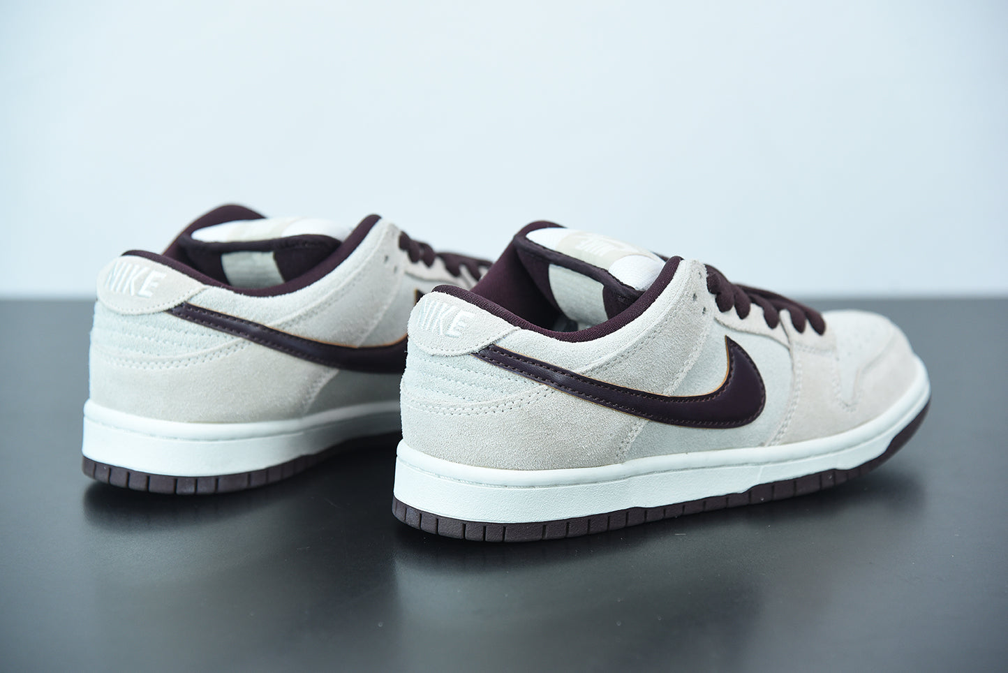 Nike sb dunk sales low desert sand